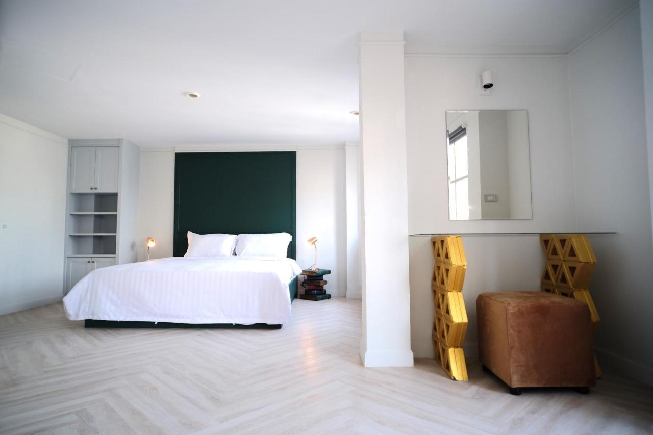 Baan Khun Pra Duplex Rm3 Bangkok Apartman Kültér fotó