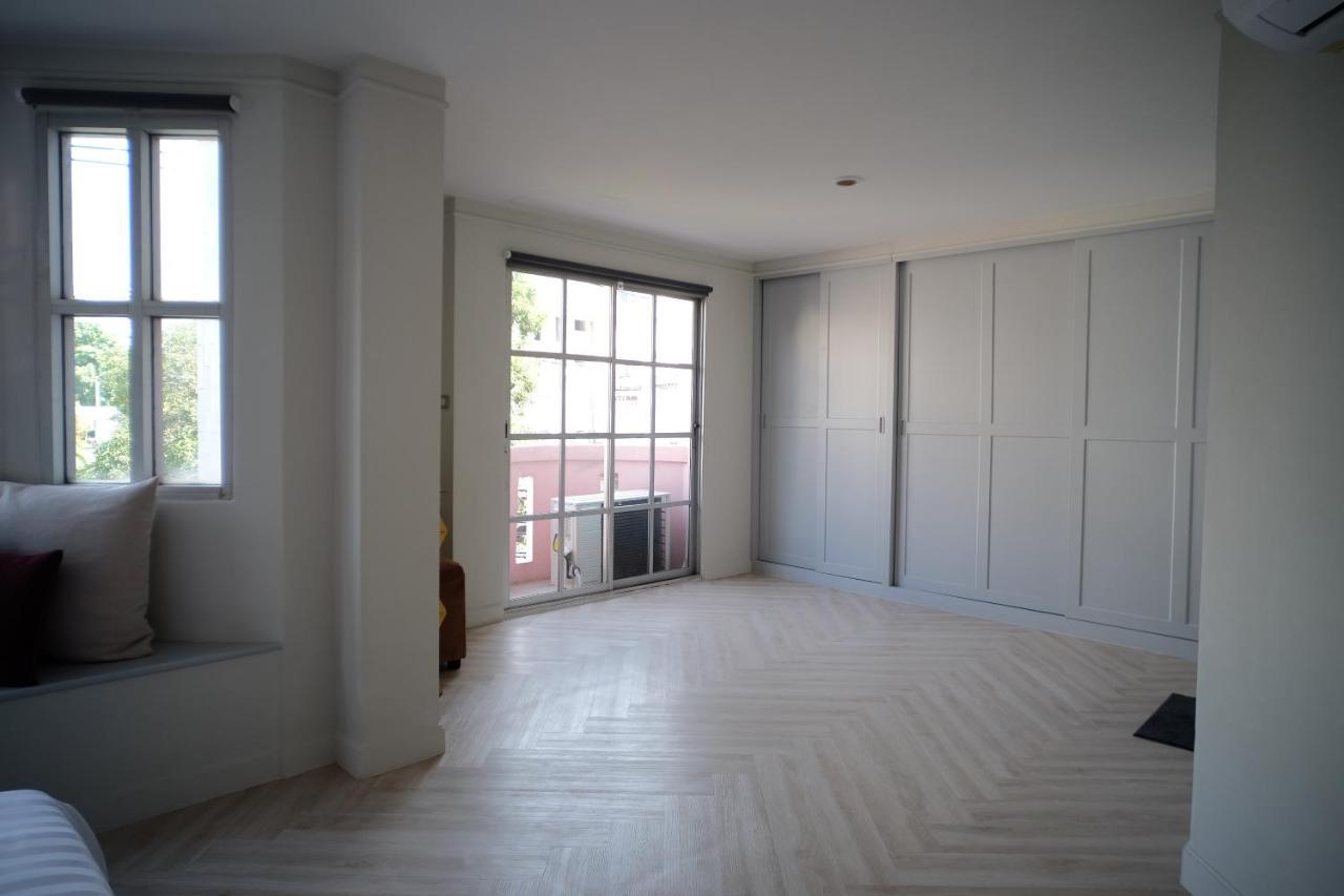 Baan Khun Pra Duplex Rm3 Bangkok Apartman Kültér fotó