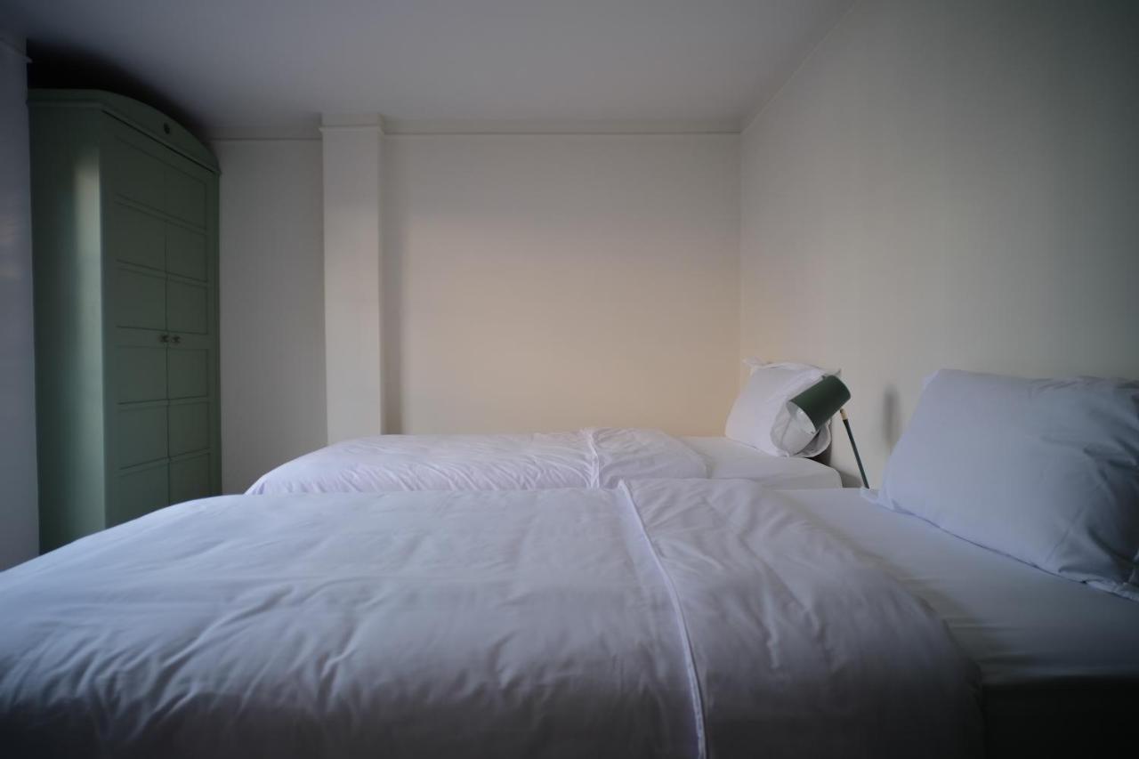 Baan Khun Pra Duplex Rm3 Bangkok Apartman Kültér fotó